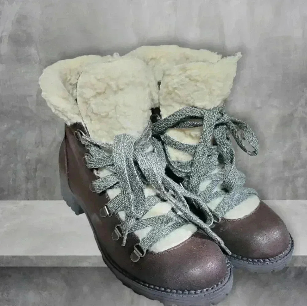 Madden Girl Brown Multi Bunt Faux Fur Cuff Lace Boots/Booties. Size 7.5 - Picture 2 of 10